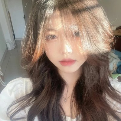俏皮女学生